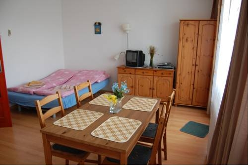 Bronson Apartman