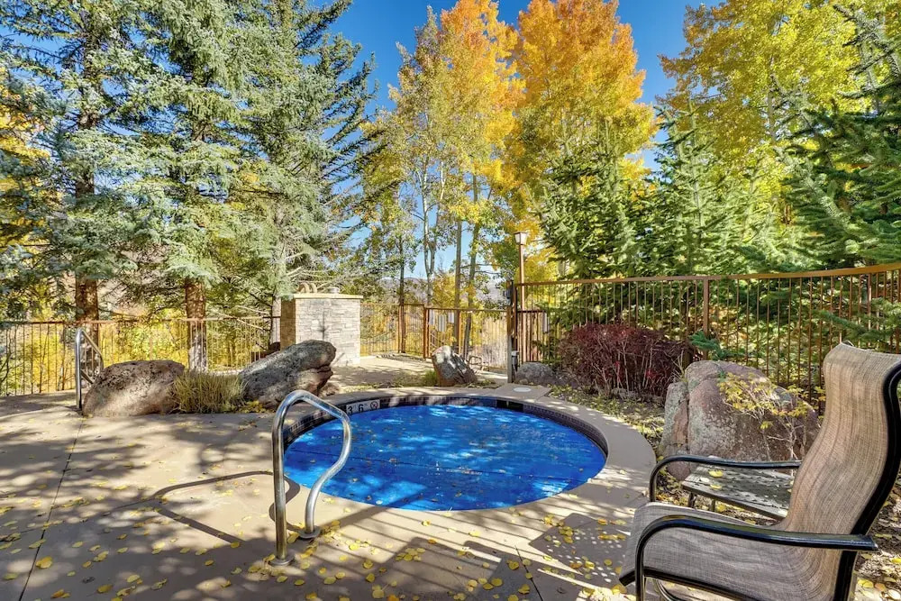 Slopeside Snowmass Townhome w/ Mountain Views!