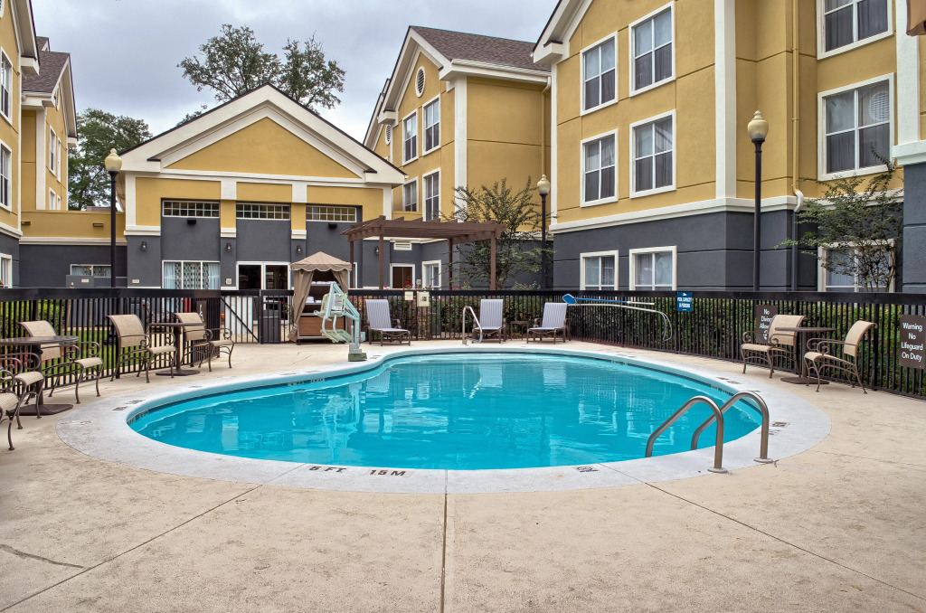 Hampton Inn & Suites San Bernardino
