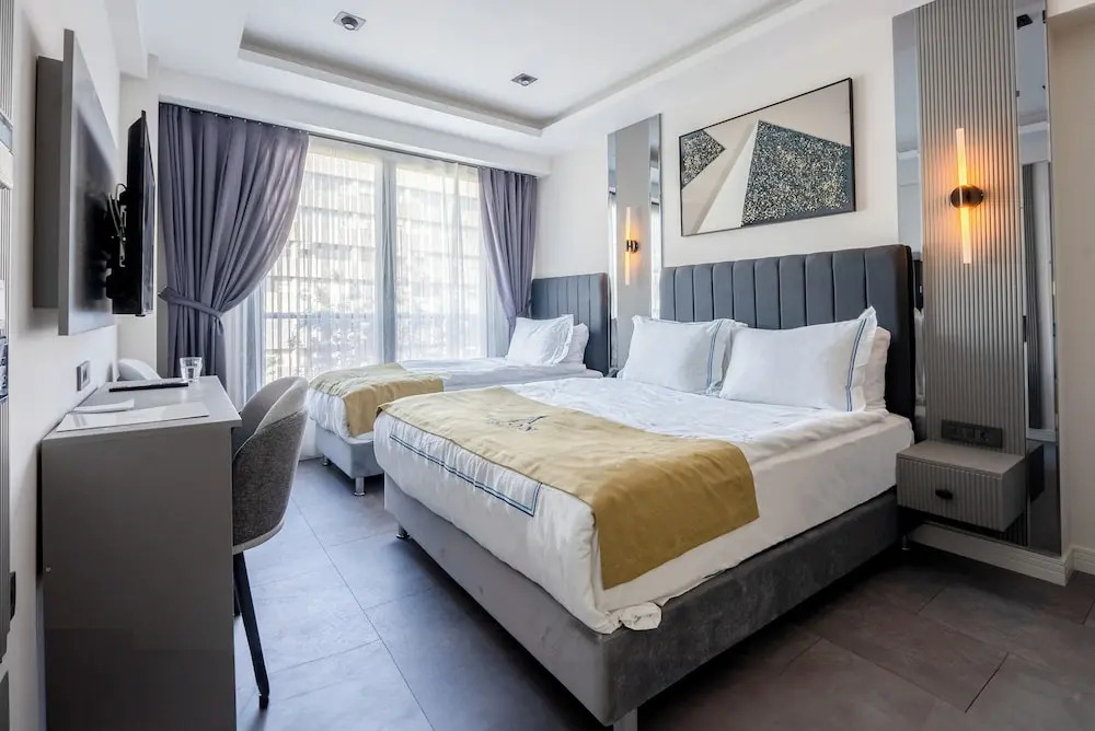 Alion Hotel