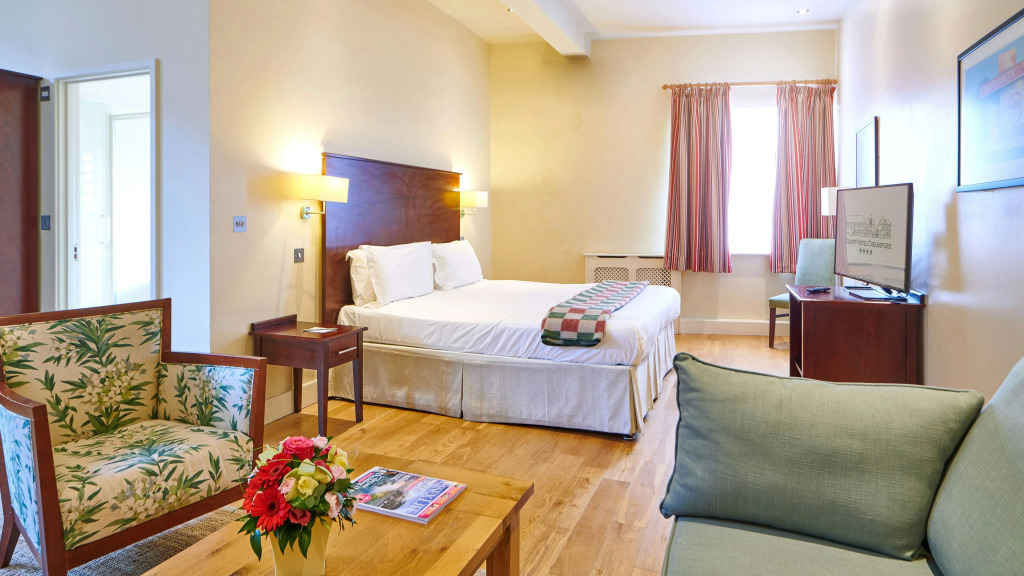 County Hotel