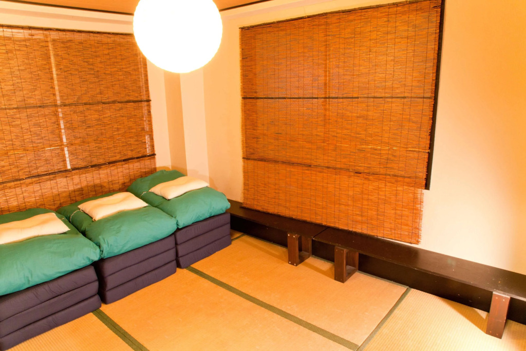 Shinagawa-shuku Guest House & Tours