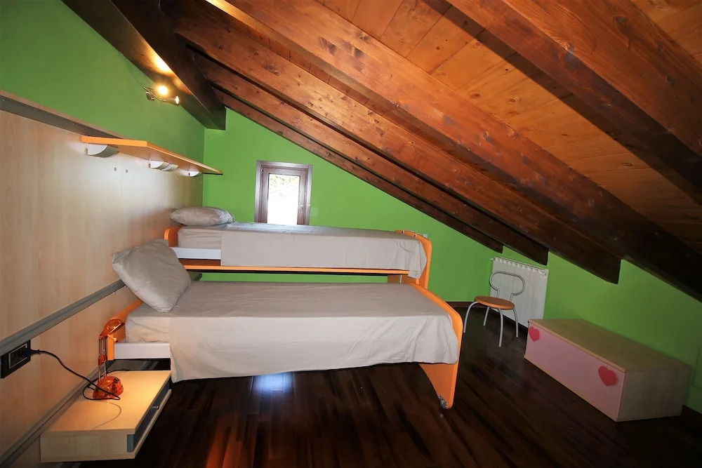 Sweet Home 6