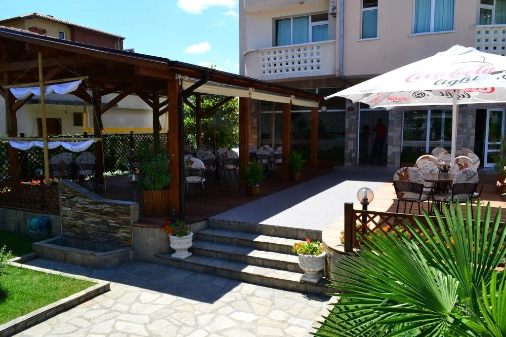 Saint George Family Hotel