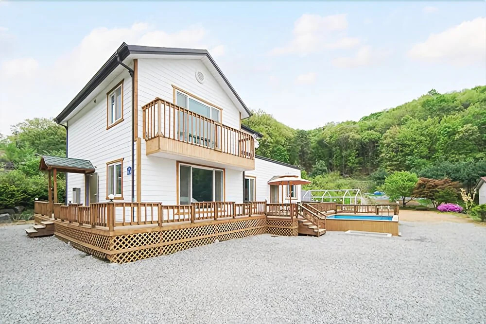 Yeoju Midmi Pension