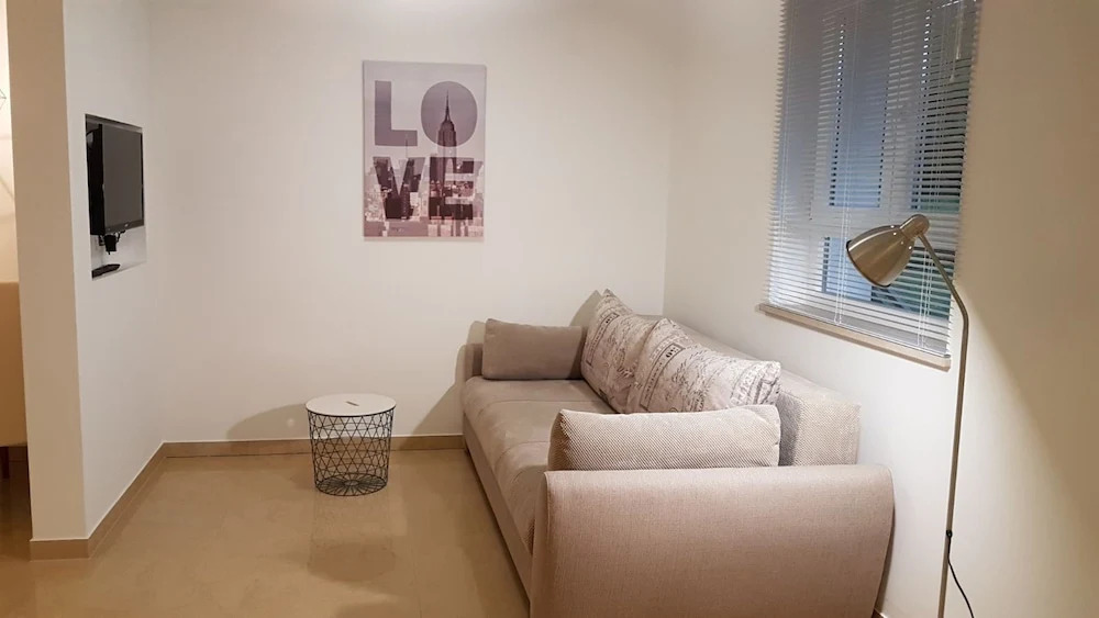 Studio Apartment Melanie