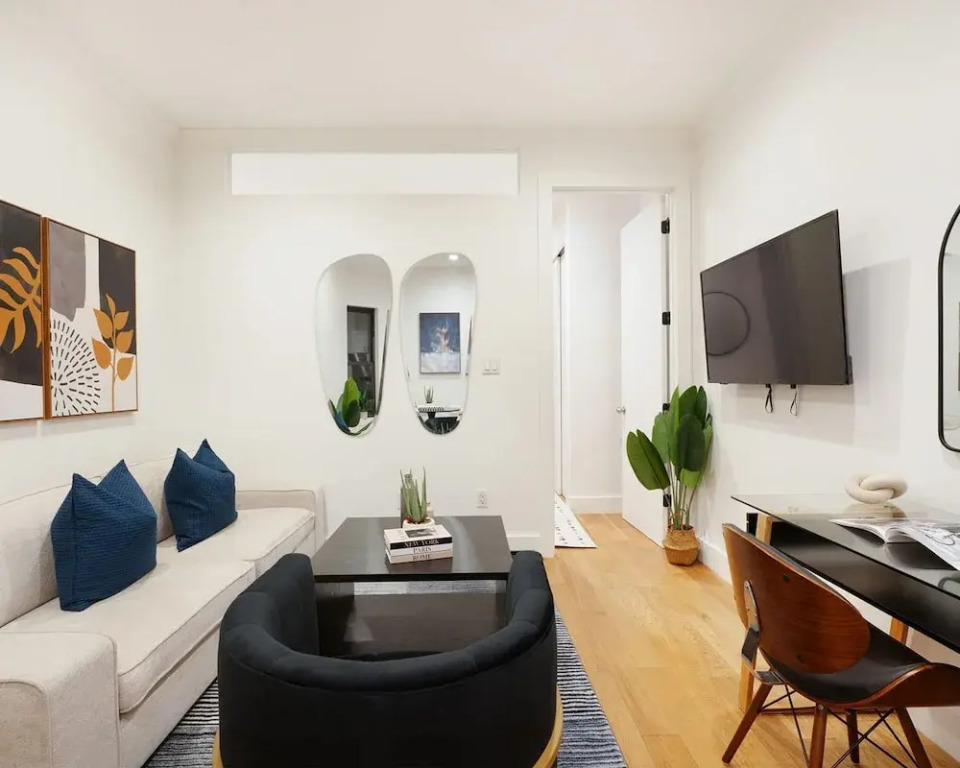 1290-13 Newly Renovated 2 Bedrooms in UES