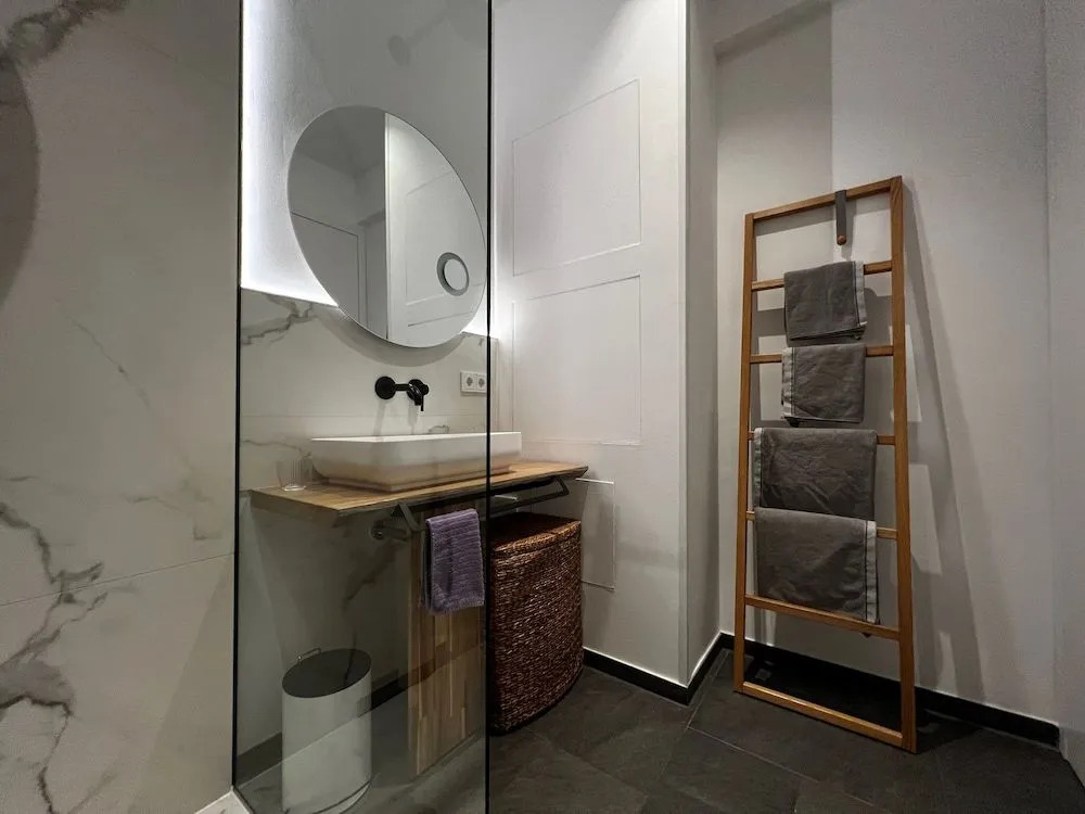 New Exclusive 2 Bedroom Apartment Hamburg