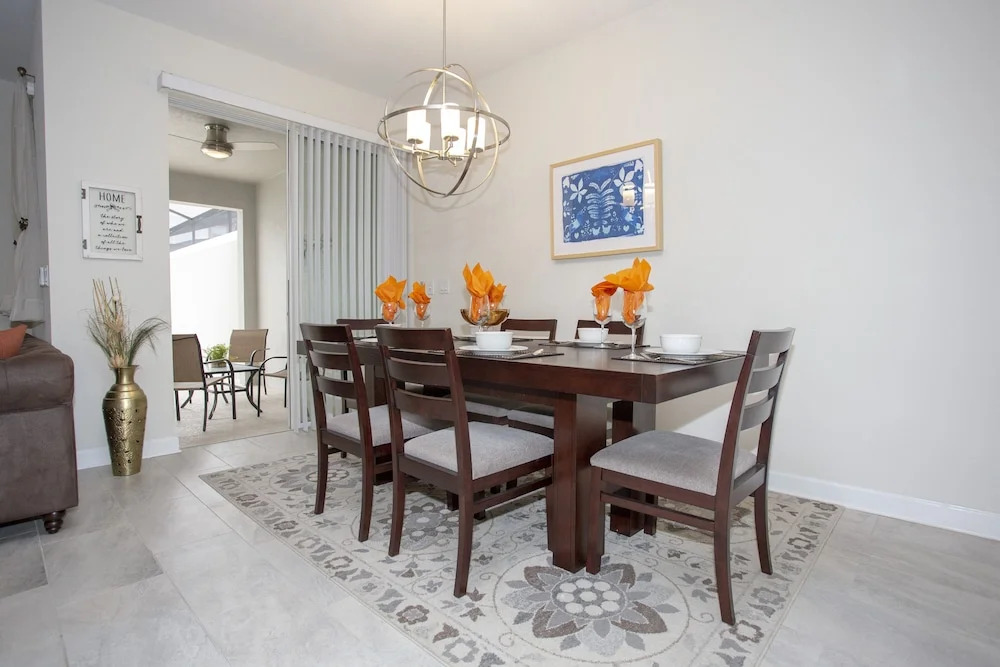 4805 Storey Lake Resort 66633/66685