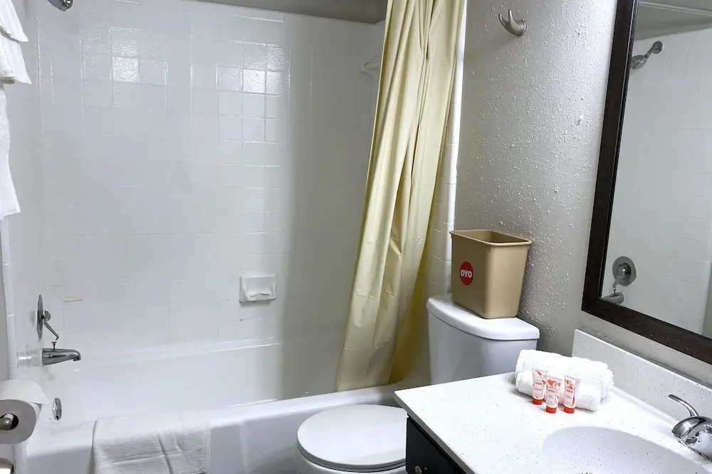 OYO Apartments at Establishment