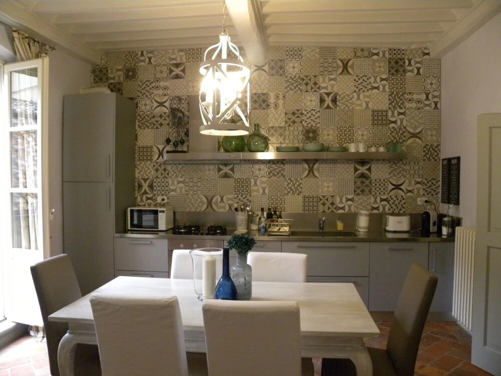 Bright, Bright, Spacious, 1 Bedroom Apartment in the Heart of Tuscany
