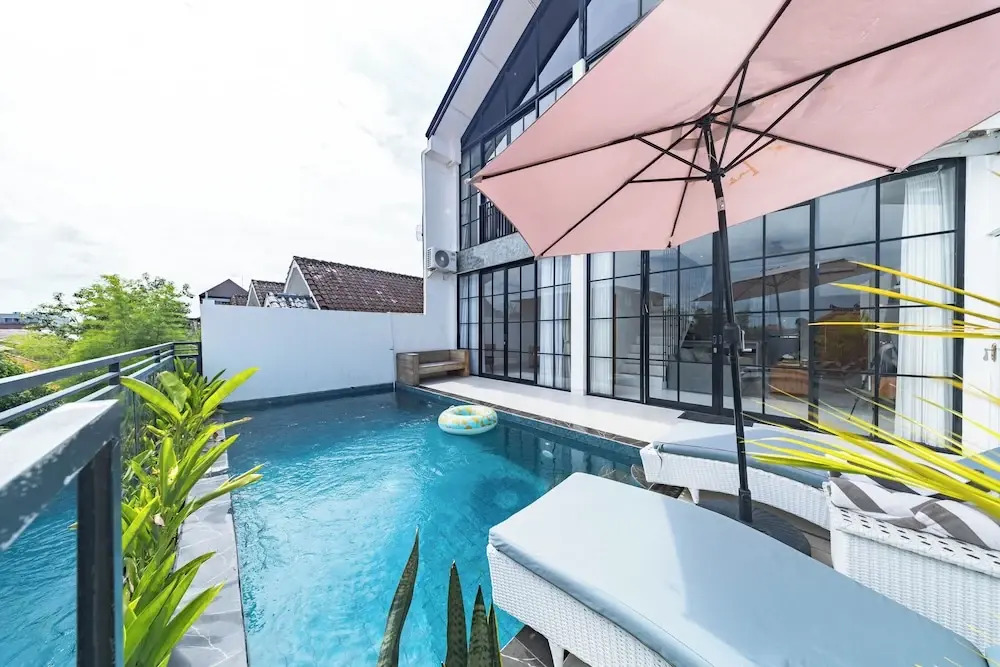 Seminyak Loft 360 by Villas R Us