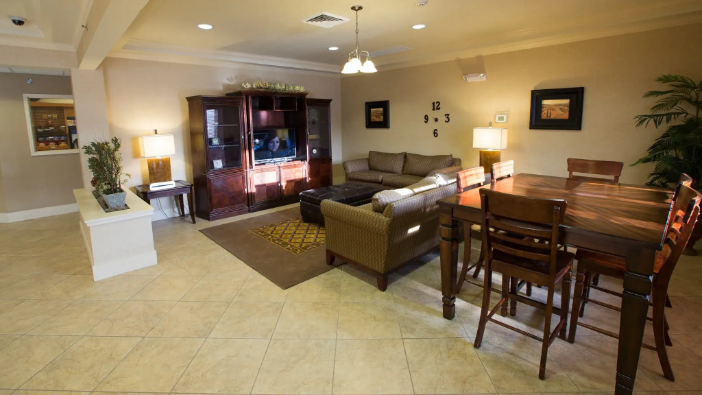 Candlewood Suites Springfield by IHG