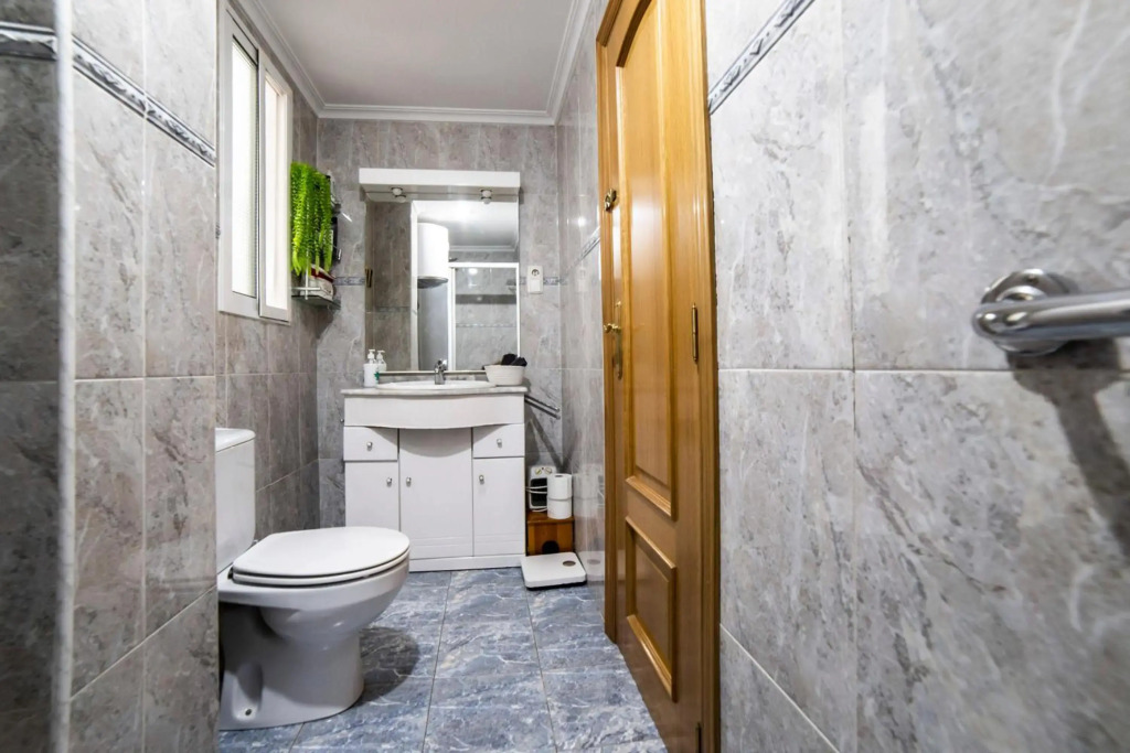 Awesome apartment center Valencia