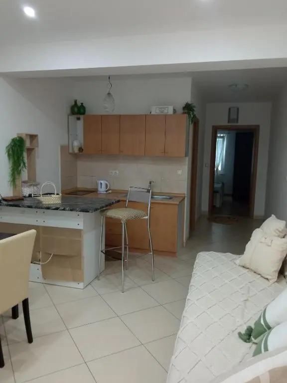 Apartments Tomić