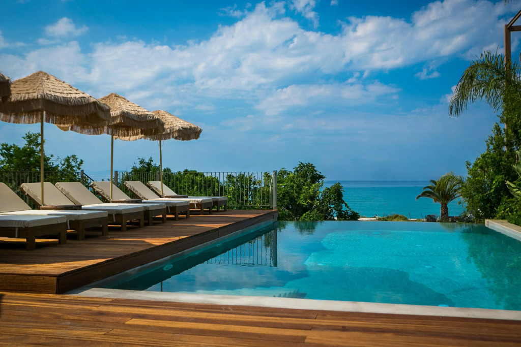 F ZEEN Kefalonia