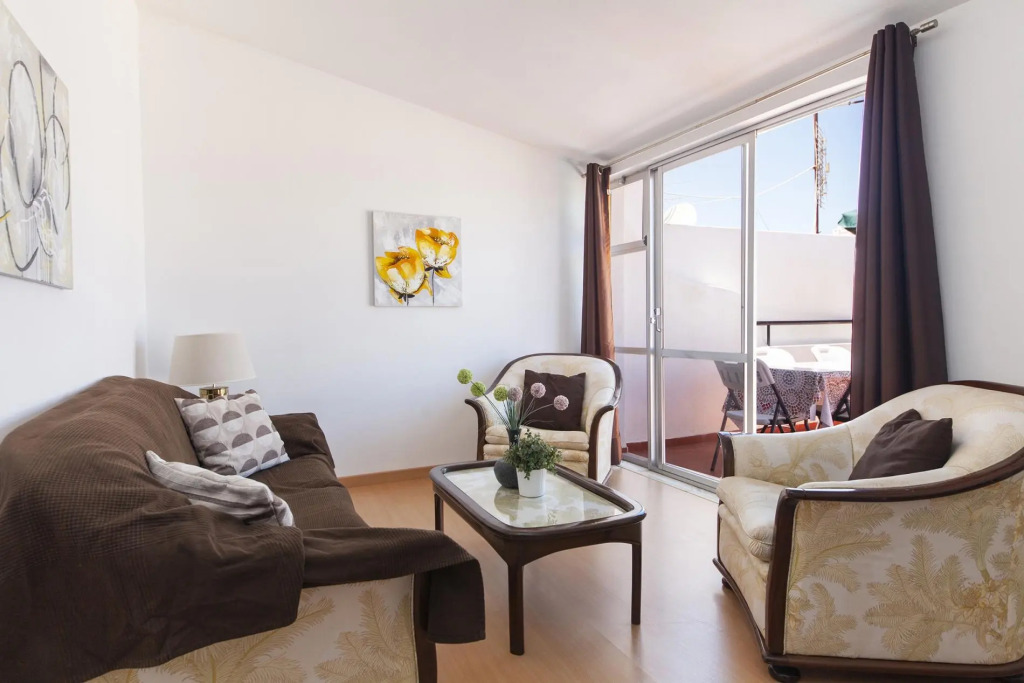 C08 - Central Sao Goncalo Townhouse