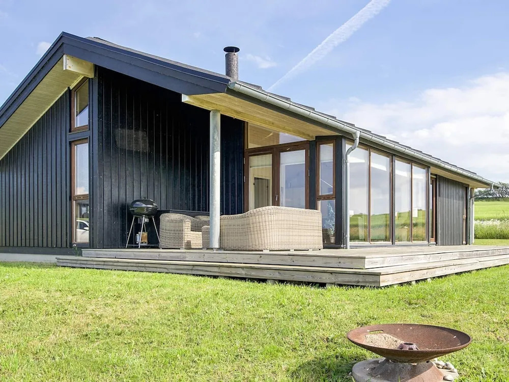 8 Person Holiday Home in Store Fuglede