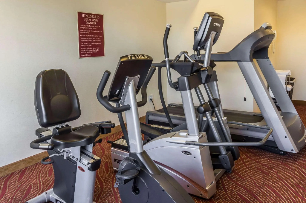 Comfort Inn & Suites LaGuardia Airport