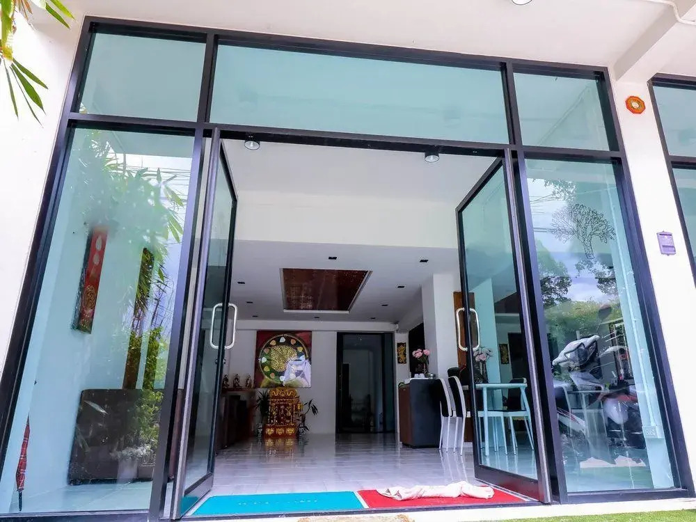 Nida Rooms Rat Uthit Soi 7 Temple