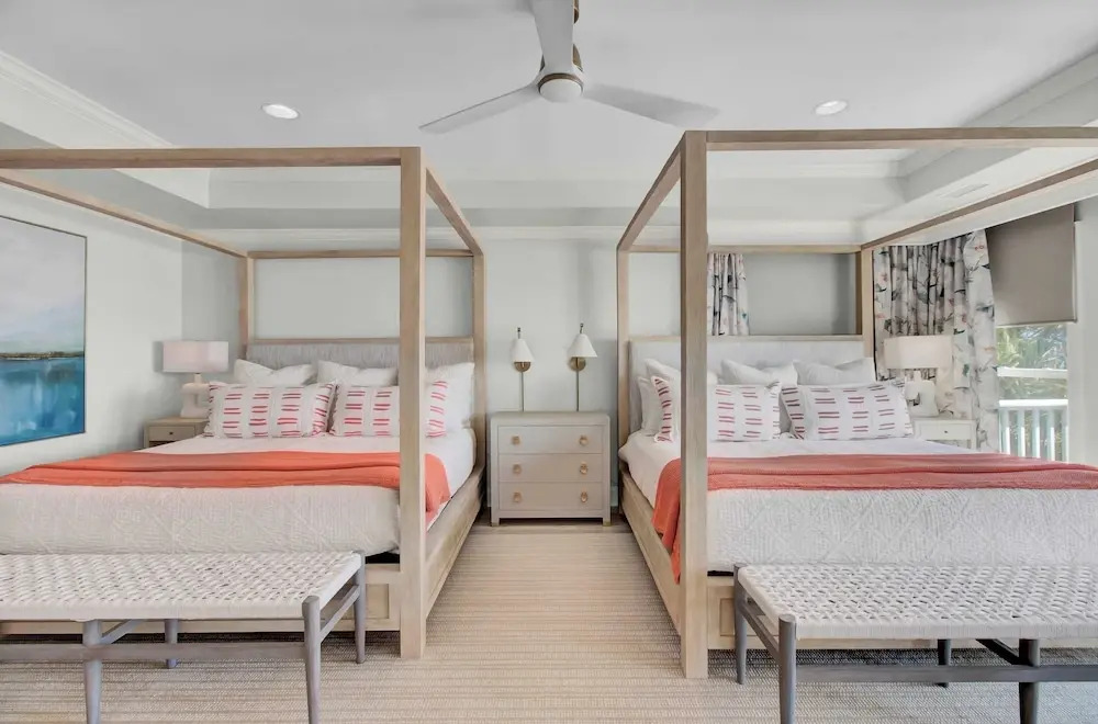 114 Ocean Boulevard by Avantstay Beachfront Infinity Pool Basketball Court Recently Renovated!