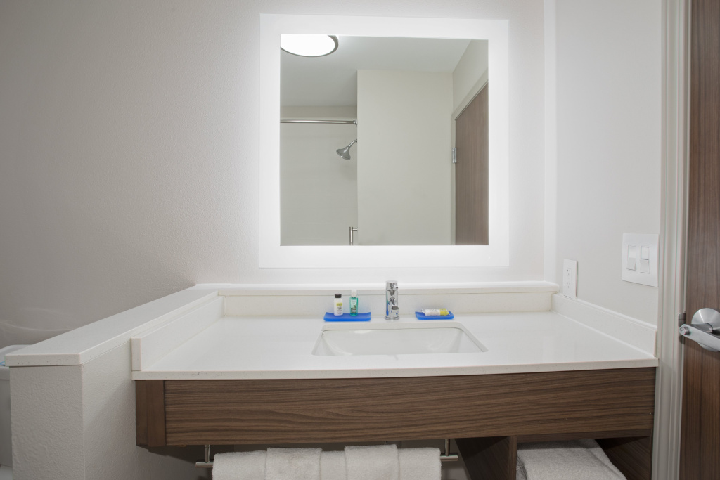 Holiday Inn Express & Suites Sioux City North - Event Center by IHG