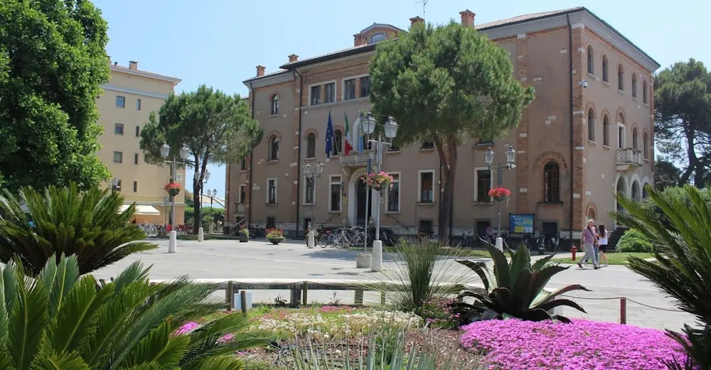 Modern Flat at Grado Pineta With Terrace