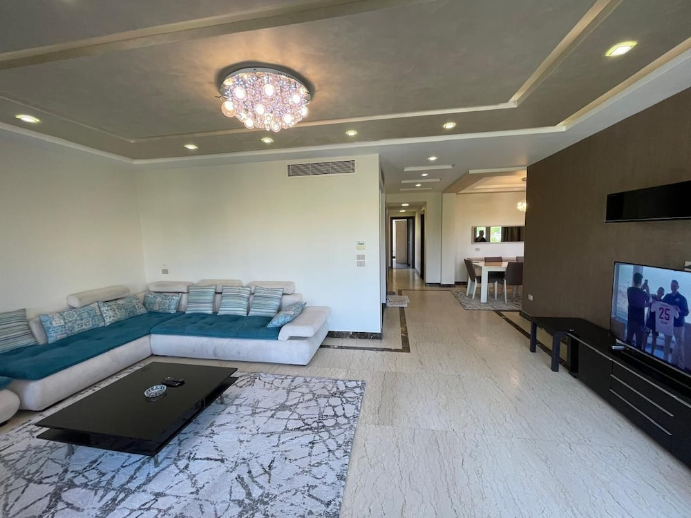 ALSAWAH Luxury 2BR Apt AlKarma Residence