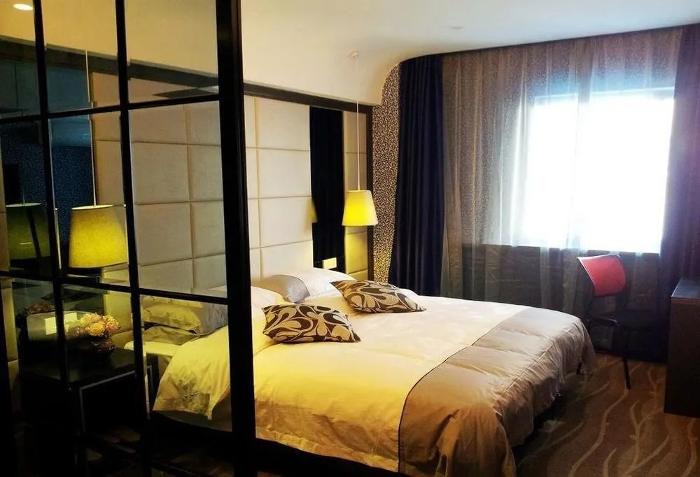 Super 8 Hotel Urumchi Renmin Cinema Branch