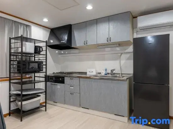 -Gyokuran-6-minute walk from Shin-Okubo station and 15-minute walk from Shinjuku station!