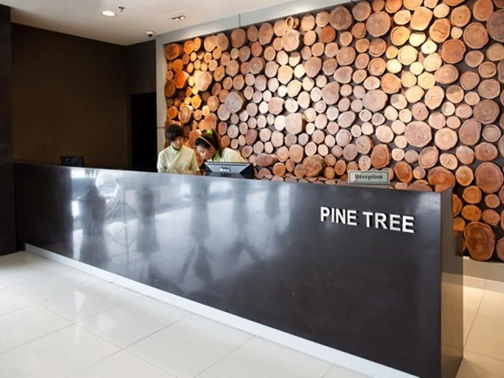Pinetree Hotel