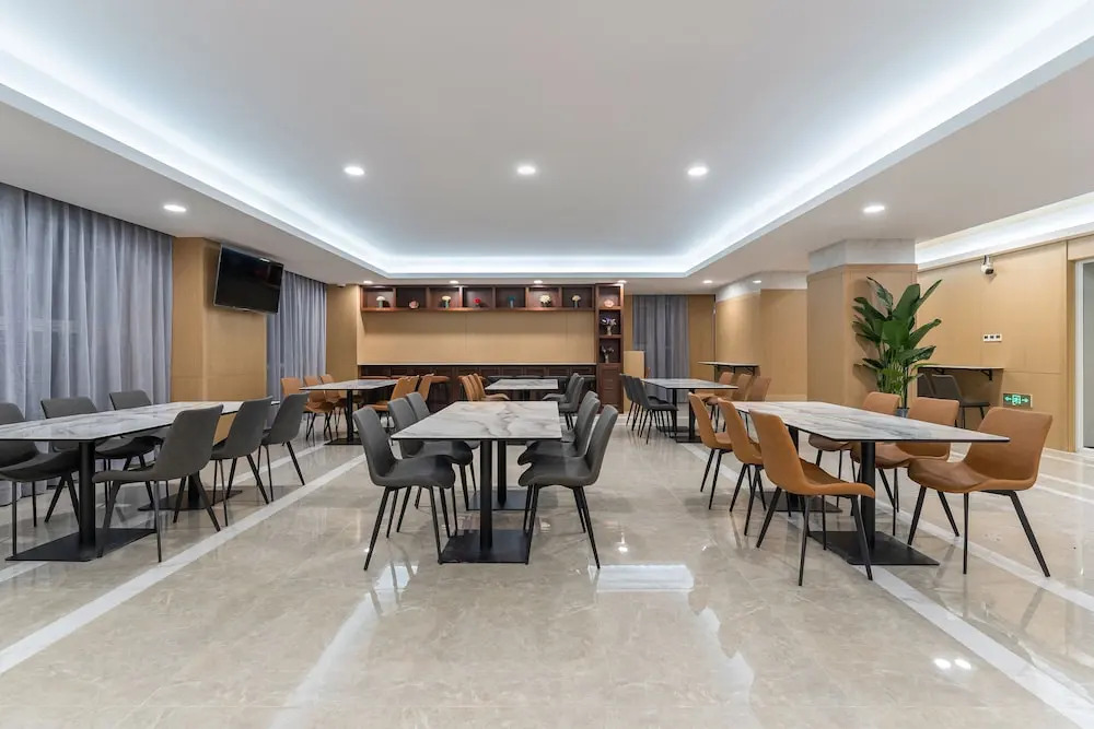 Joy Fall Hotel