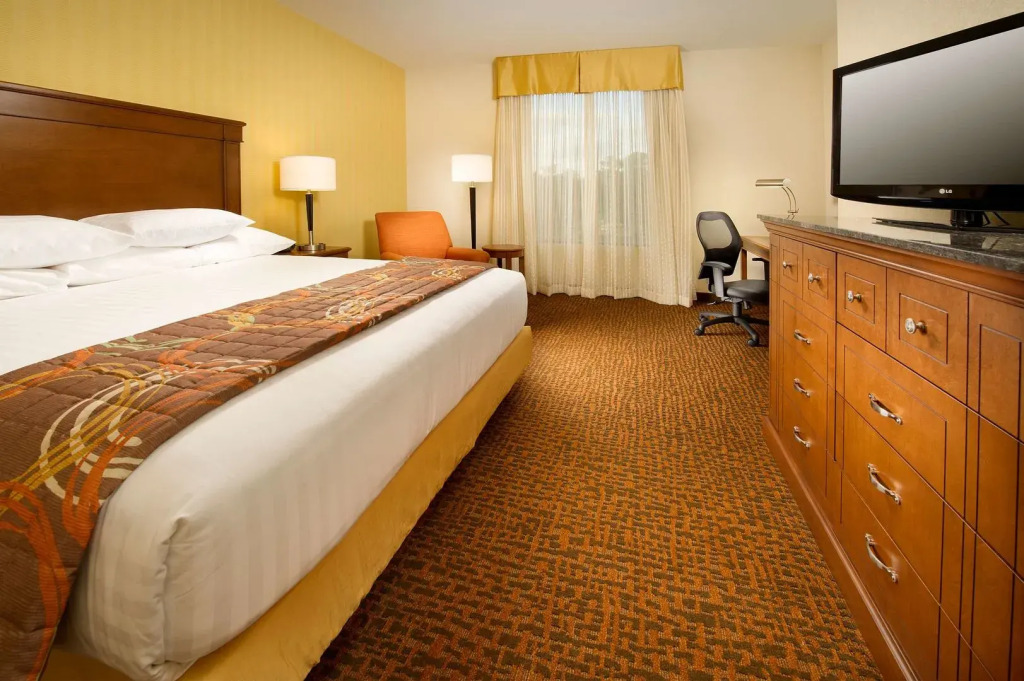 Drury Plaza Hotel Valdosta