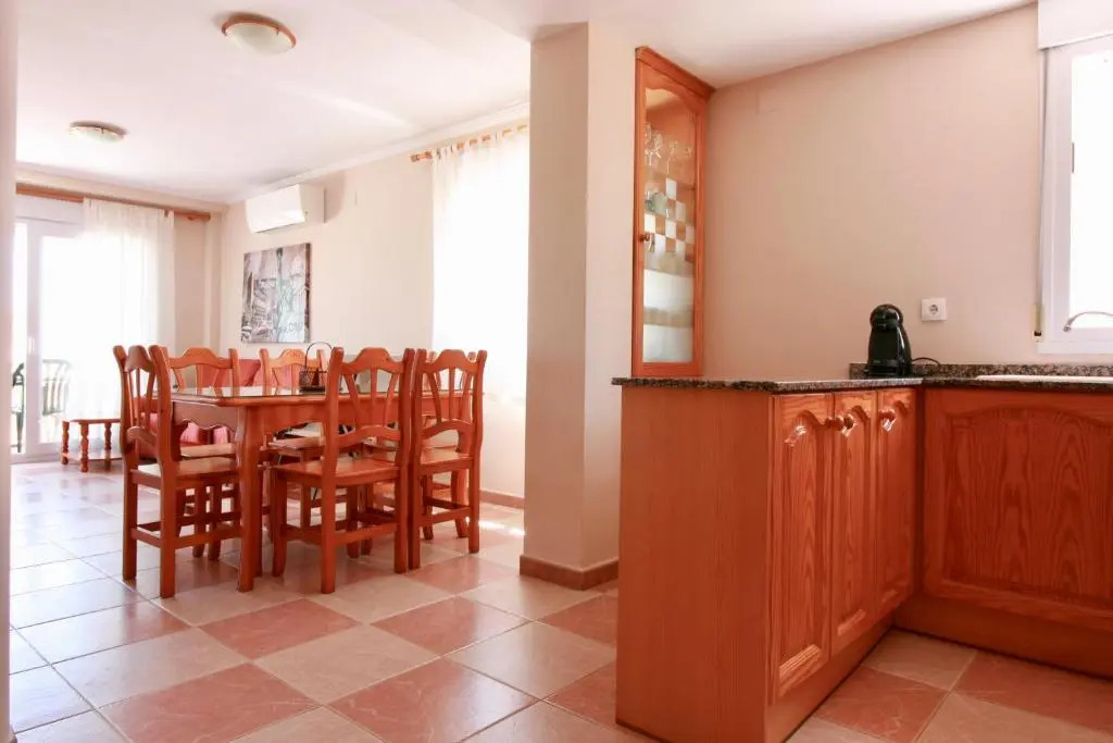 Oliva Holidays 3