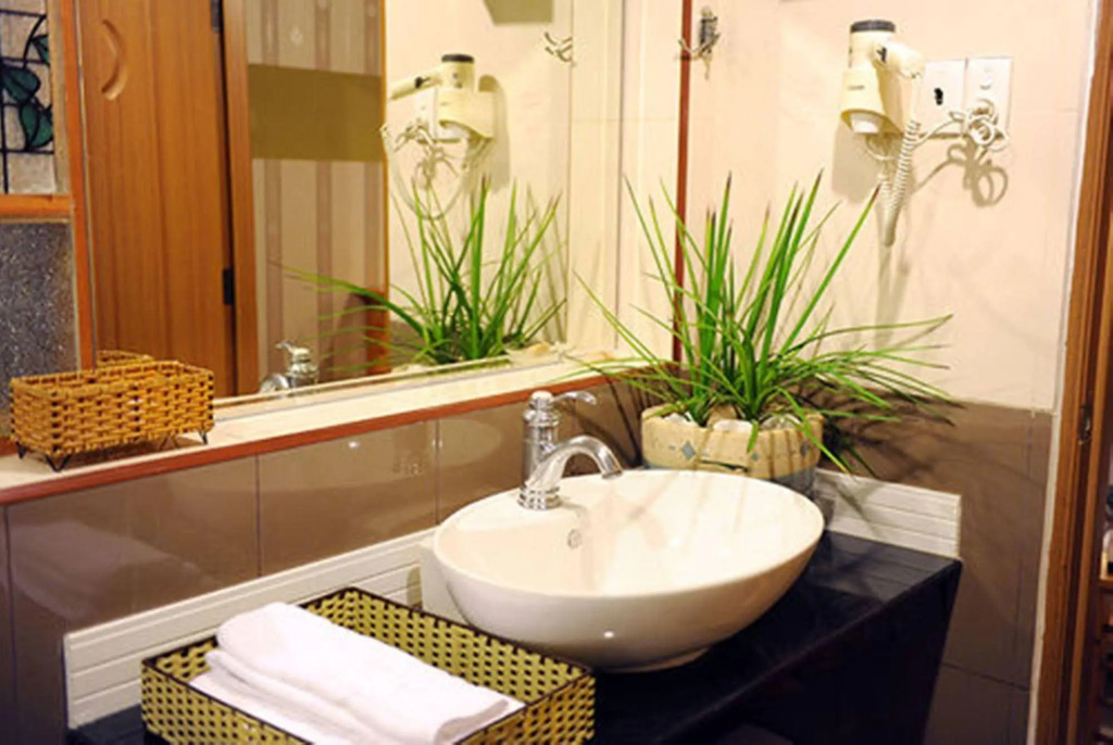 Thuy Sakura Hotel & Serviced Apartment