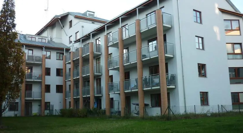 Primavera Apartments