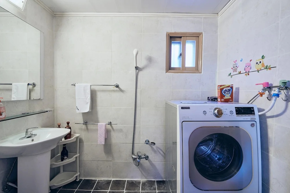 MYEONGDONG 100SQ3BDR FULL Villa