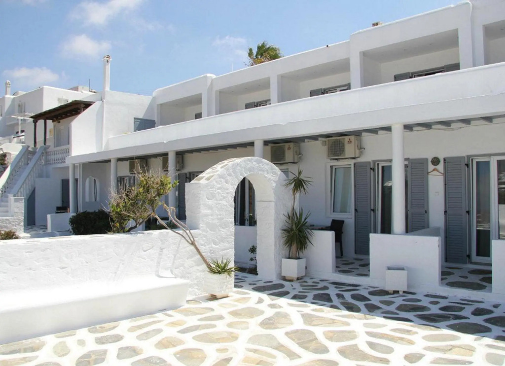 Zannis Hotel