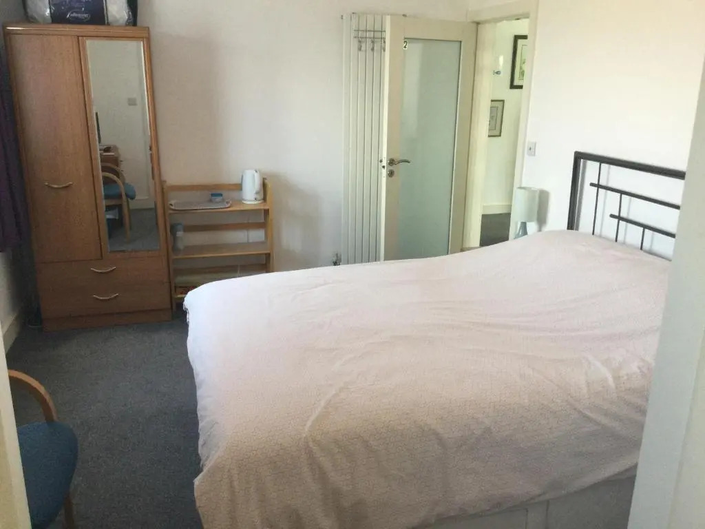 HH Accommodation