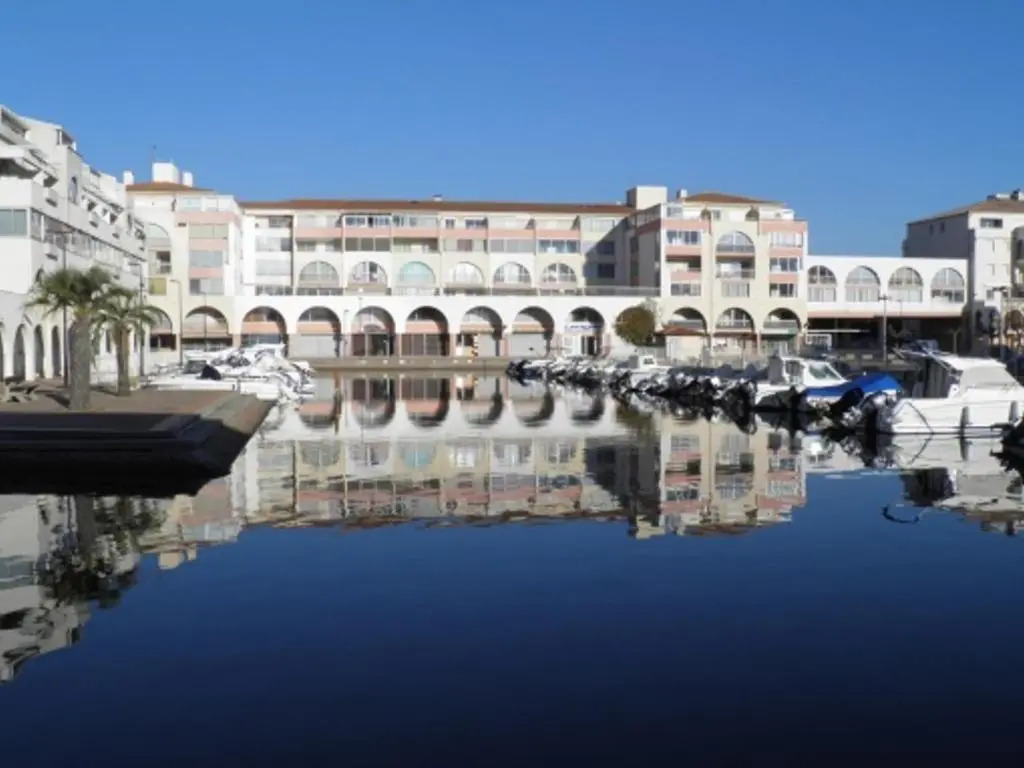 Appartement Sète, 2 pièces, 6 personnes - FR-1-338-168