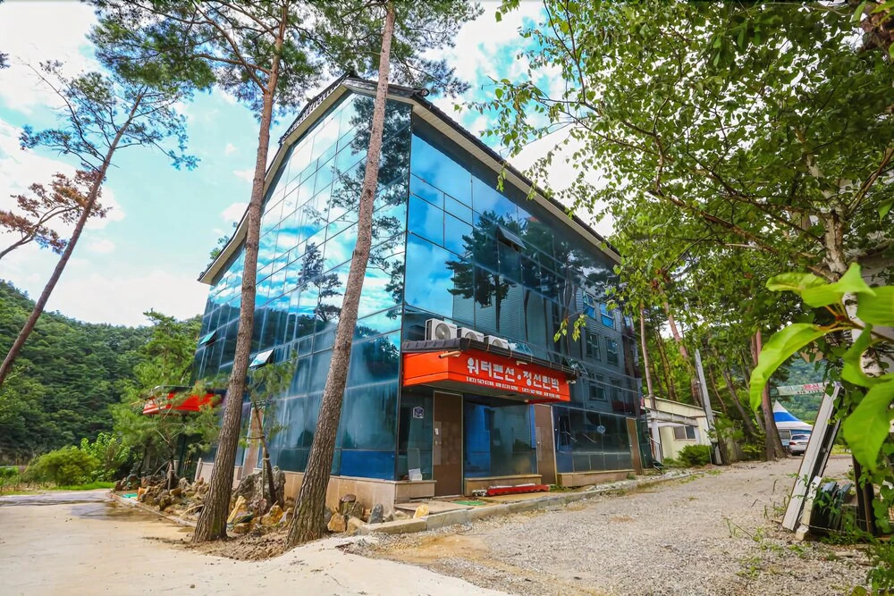 Jeongseon Elim Pension
