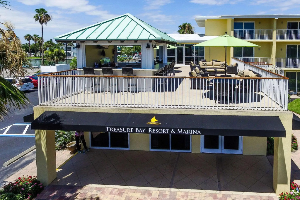 Treasure Island Hotel and Marina