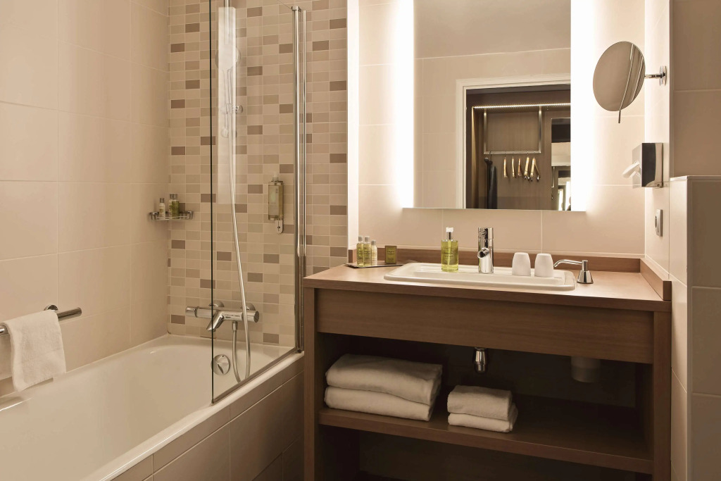 DoubleTree by Hilton Lyon Eurexpo & Spa