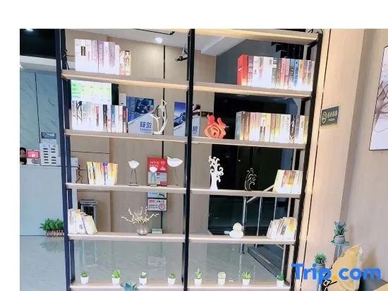 Yisu Qingju (Yuyao Shunbei Store)