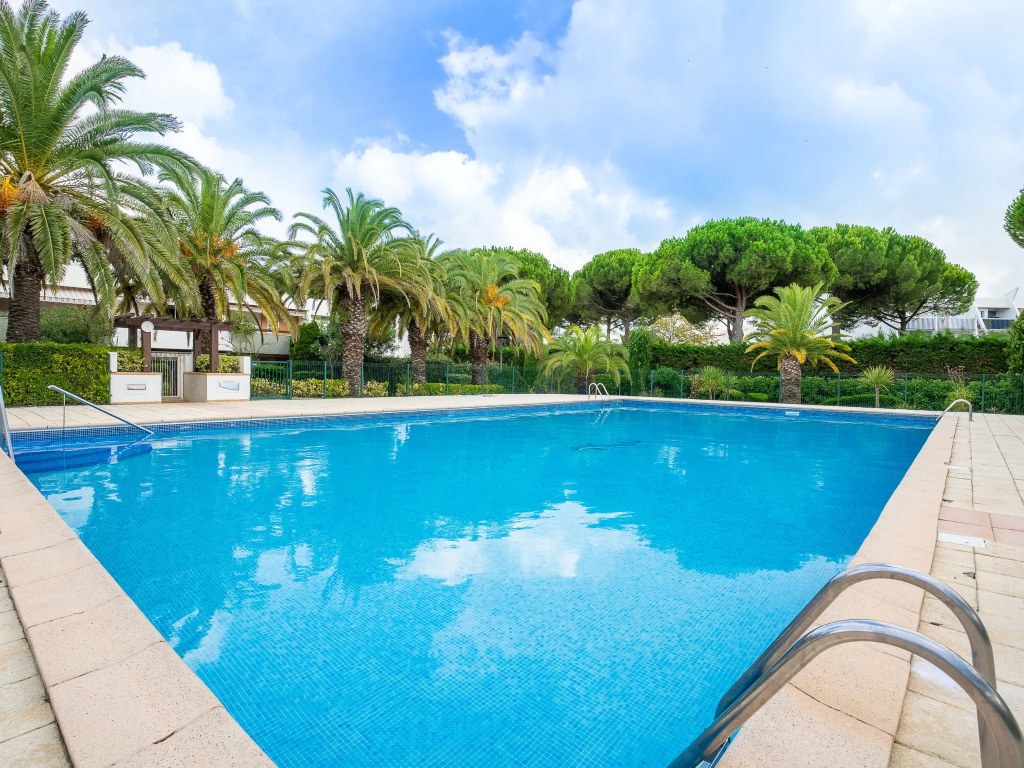 Apartment Les Cyprianes-3 by Interhome