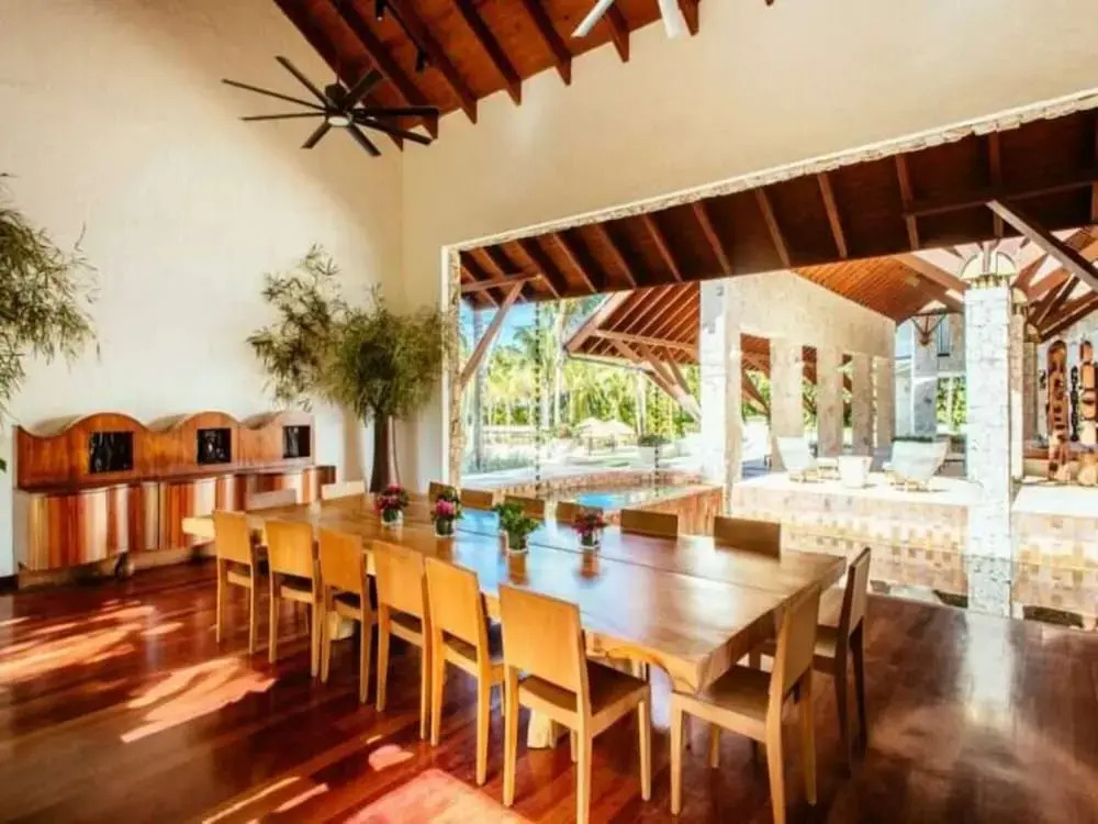 Sunny Vacation Villa 88