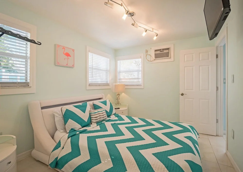 Estero Estate #5 - One Bedroom Apartment