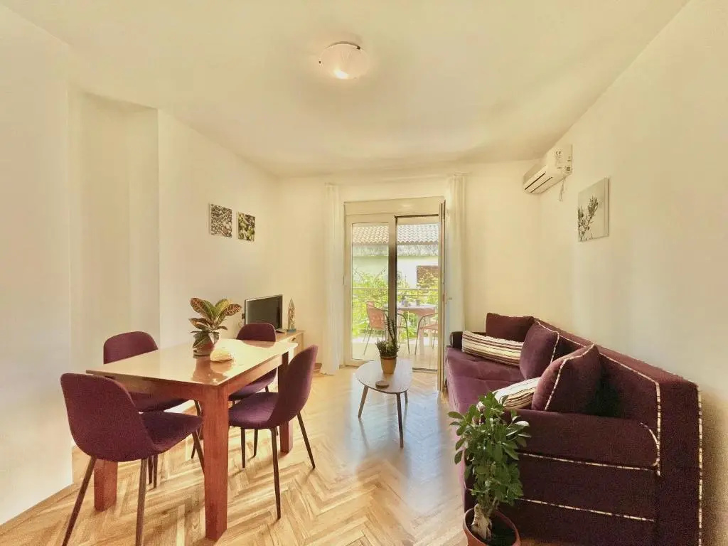 Garden House Budva
