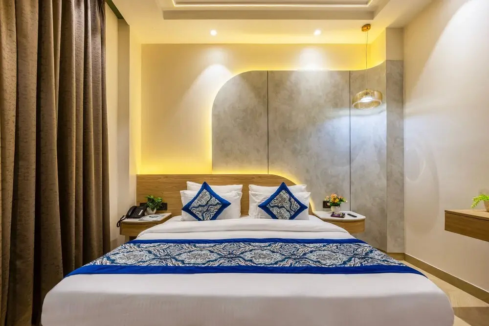 The Bella Express- New Delhi City Centre