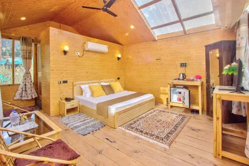 Regal Retreat